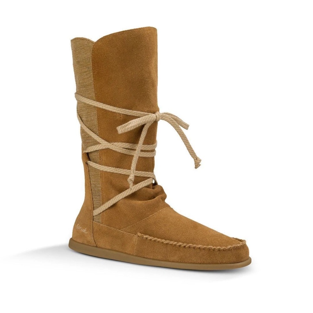 Sanuk Sangria Slouch Lace Up Moccasin Boots in Chestnut
